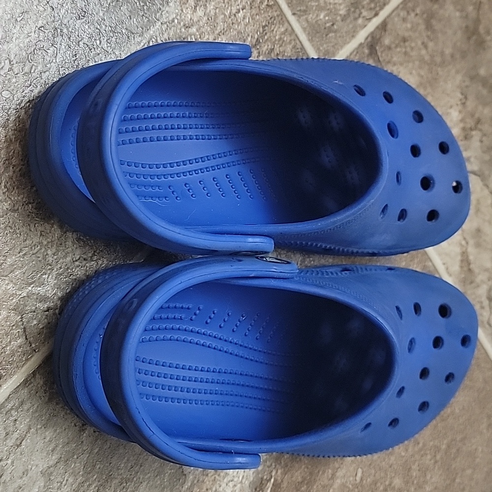 Kids Blue Crocs - Picture 2 of 3
